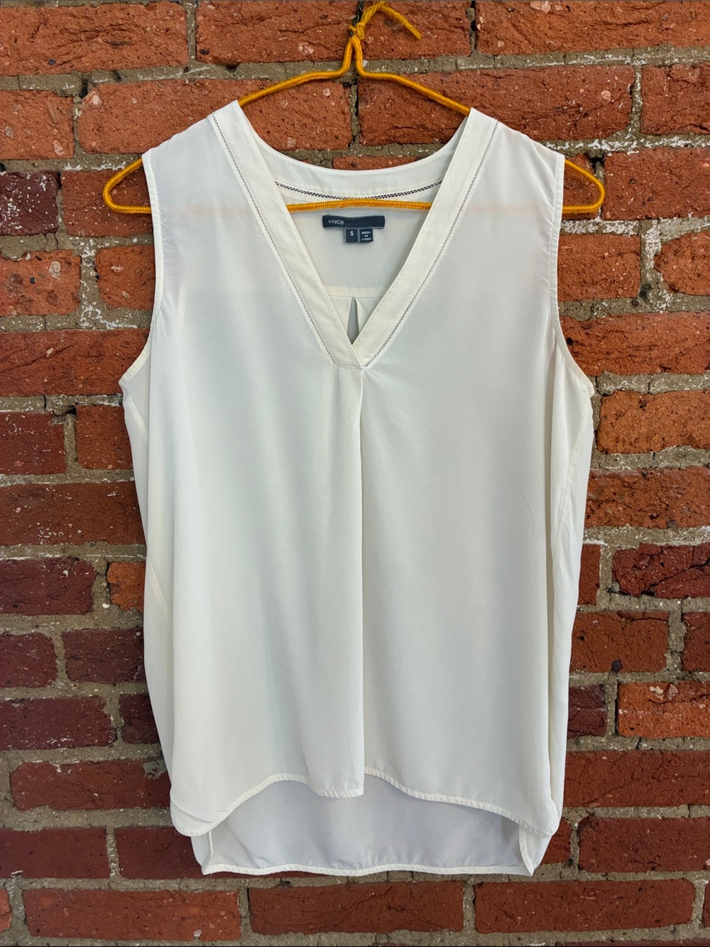 Vince Ivory V-Neck Sleeveless Silk Top